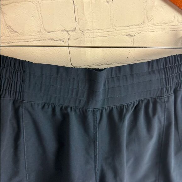 Lululemon BLUE Athletic Shorts with Lightweight Fabric and Scallop Hem Sz 10 - Picture 7 of 10